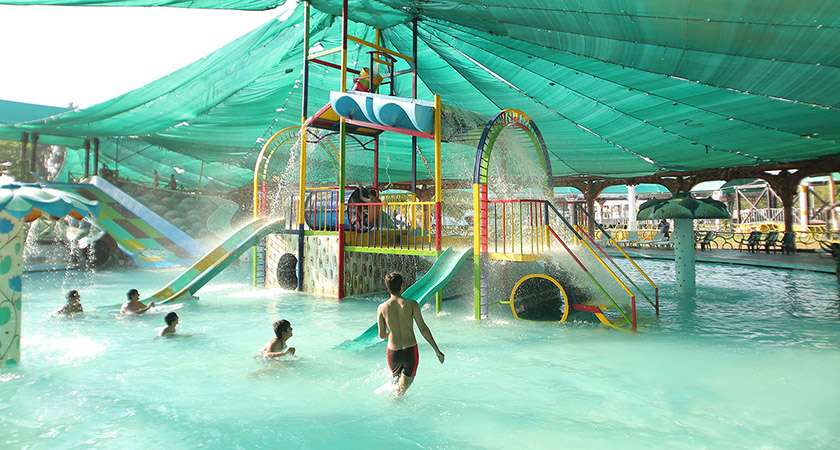 Water Fun Park - Chhab Chhaba Chhab